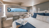CRUISERS YACHTS 57 FLY