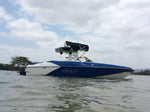 WAKEBOAT AXIS A22