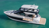 CRUISERS YACHTS 57 FLY